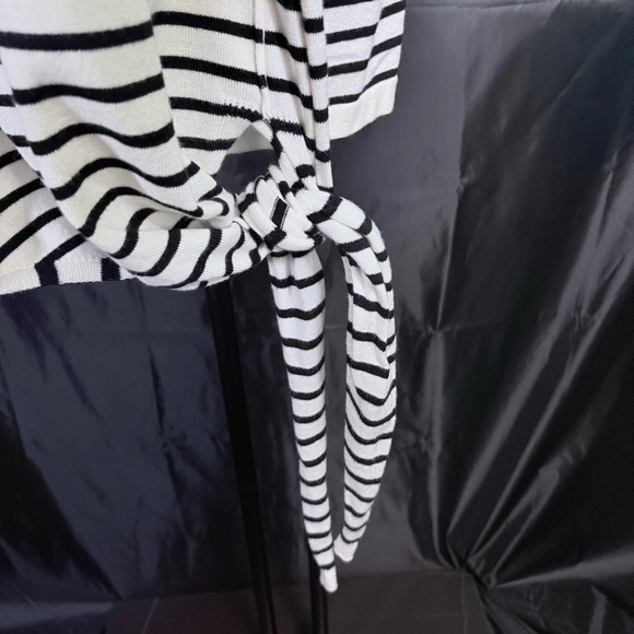 Time Tru Stylish Striped V-Neck Long Sleeve Top Sz XXXL - Picture 13 of 14